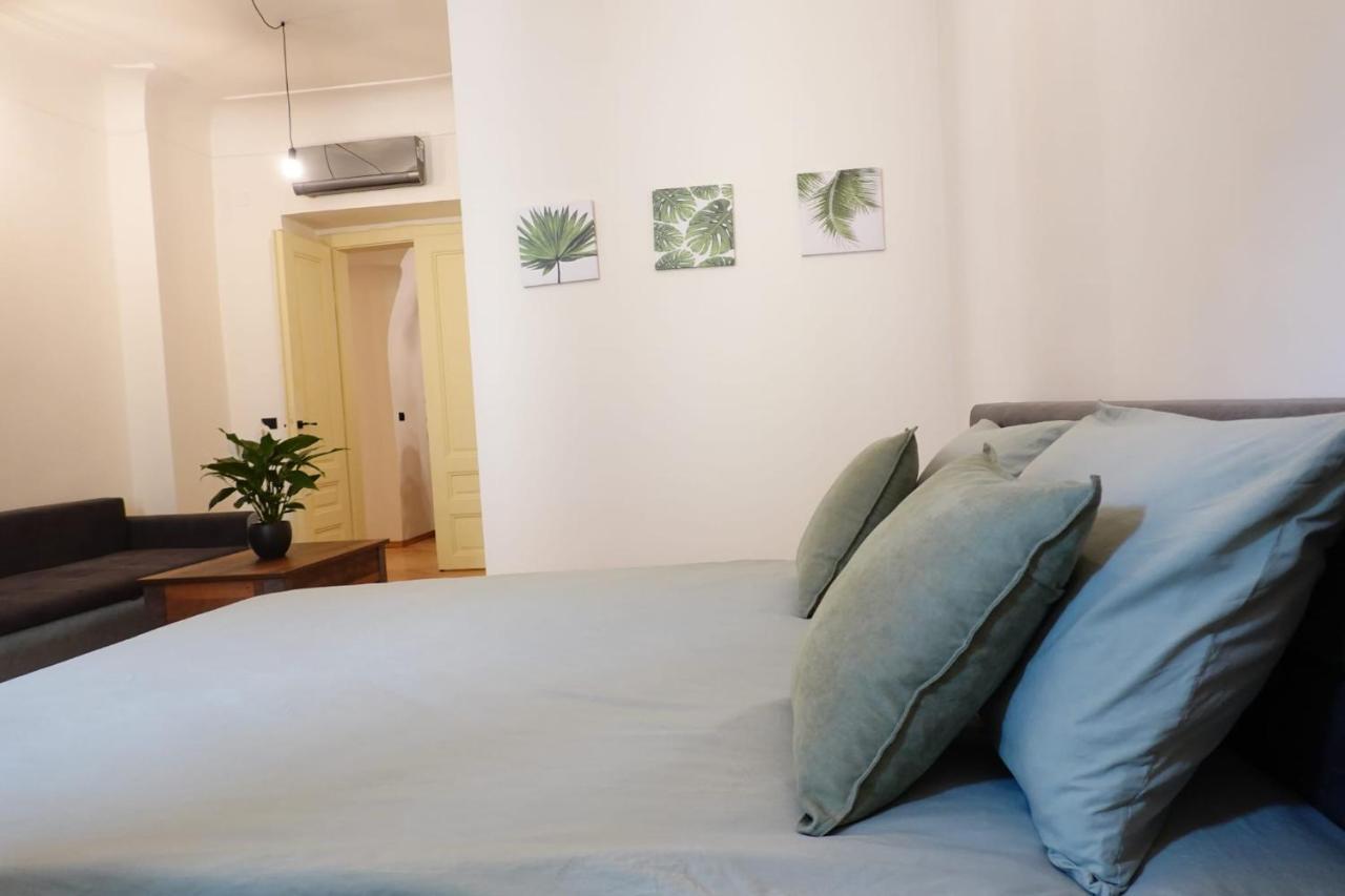 The Industrique Home - 3 Bedroom Apartment Timișoara Zewnętrze zdjęcie