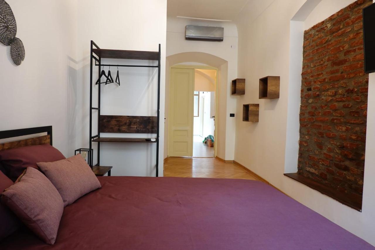 The Industrique Home - 3 Bedroom Apartment Timișoara Zewnętrze zdjęcie